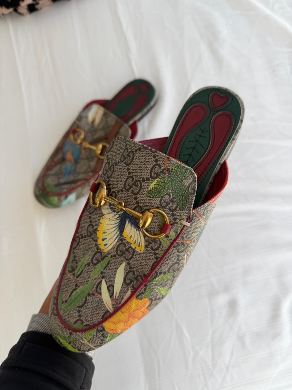 Gucci Women's canvas mules Blooms Print Horsebit Loafer Mule - Multicolor